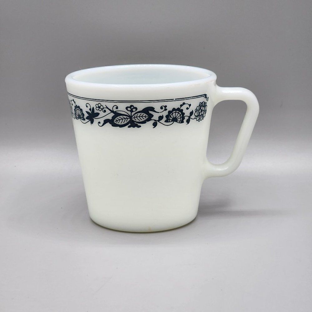 Pyrex Milk Glass Old Town Blue 1410 Coffee Tea Cup Mug Replacement Corelle VTG